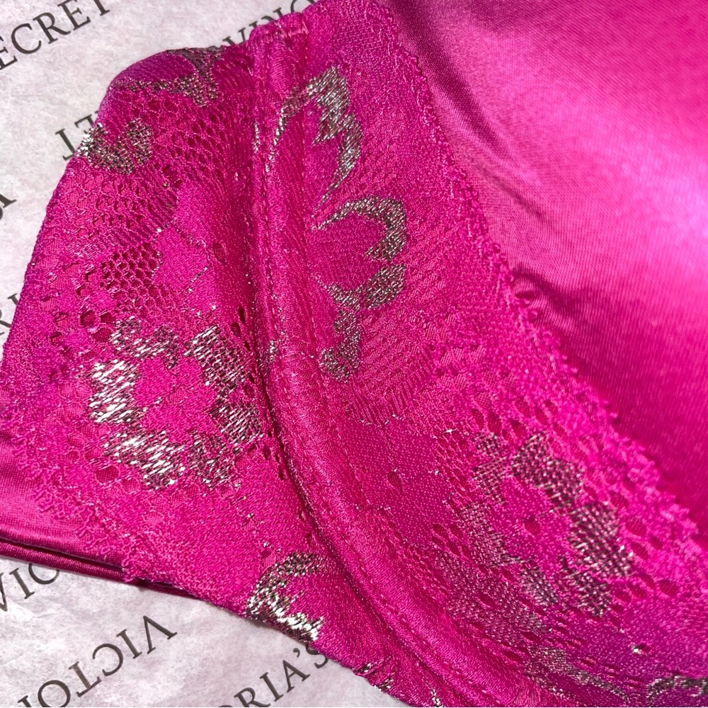 Victoria's Secret Body by Victoria Lined Perfect Coverage Bra Fuchsia Size 36D - Picture 3 of 12